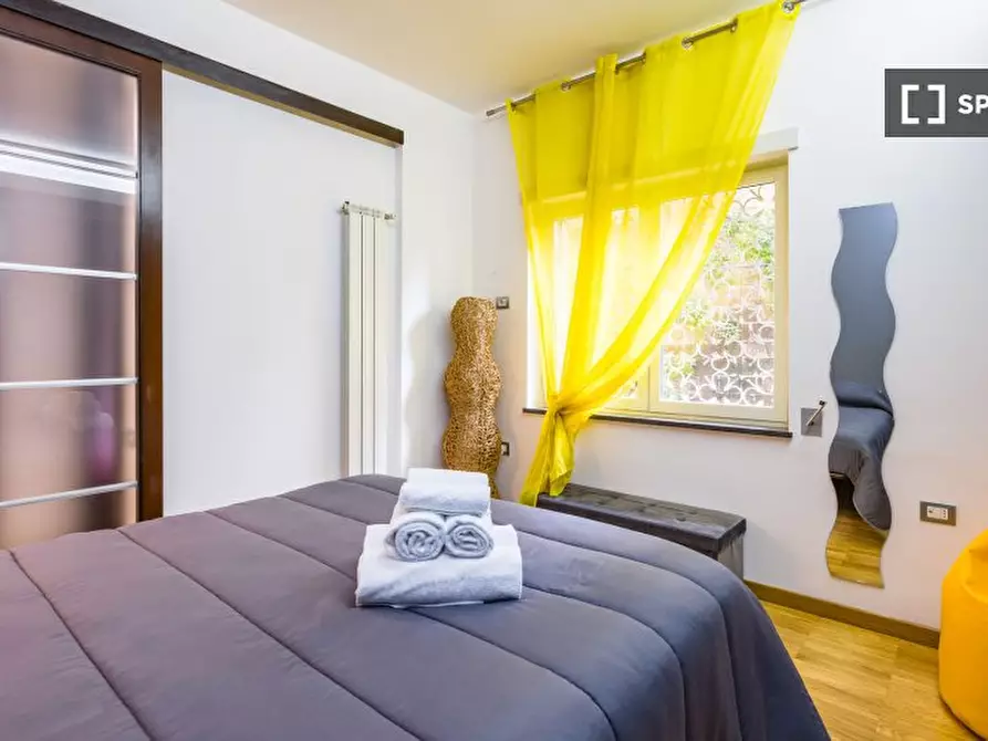 Immagine 10 di Appartamento in affitto  in Via Mario Ruta a Napoli