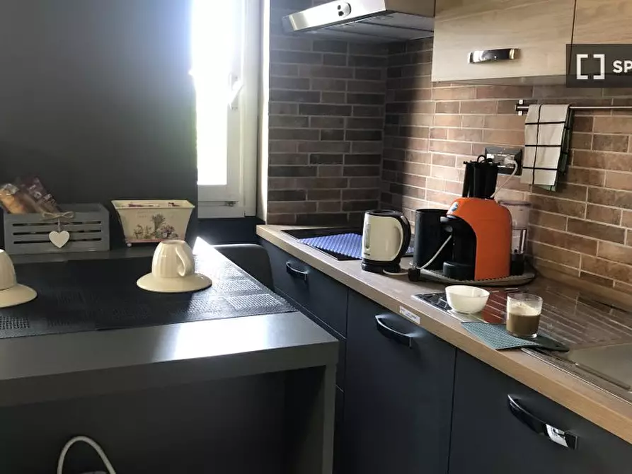 Immagine 9 di Ufficio in affitto  in Via Celeste Negarville a Torino