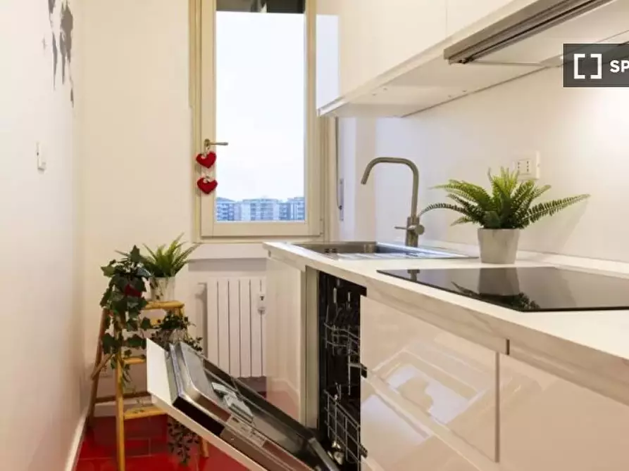 Immagine 14 di Appartamento in affitto  in Viale Caterina da Forlì a Milano