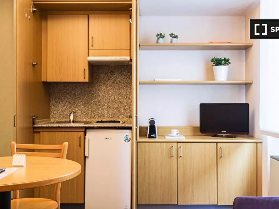 Immagine 2 di Ufficio in affitto  in Via Mosè Bianchi a Milano