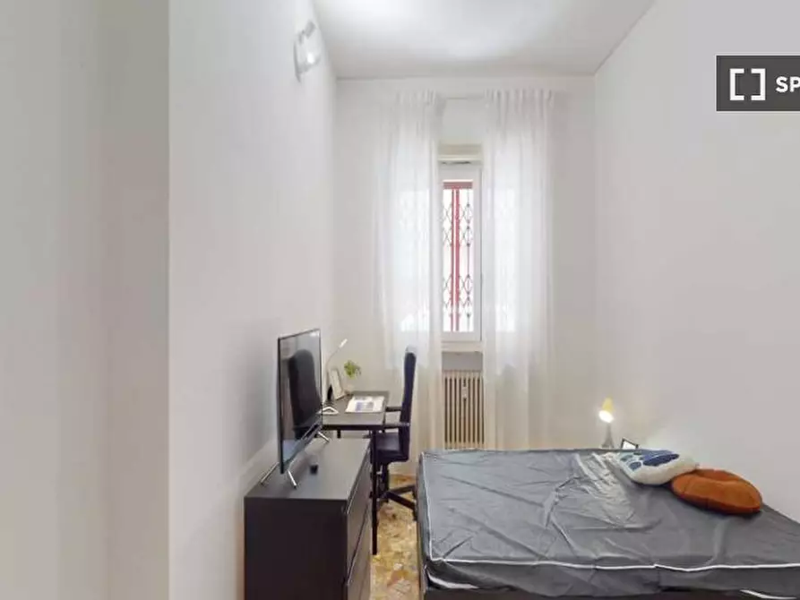 Immagine 3 di Camera condivisa in affitto  in Via Anco Marzio a Milano