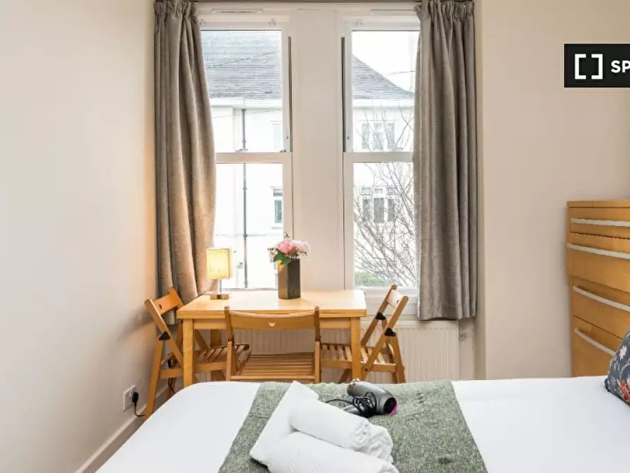 Immagine 5 di Appartamento in affitto  in (first floor flat) Westville Road a Hammersmith