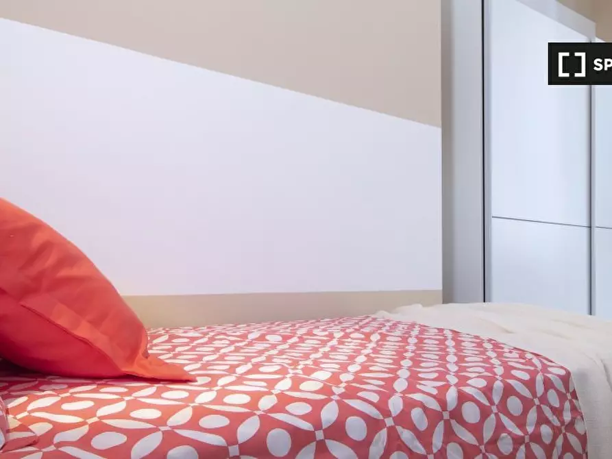 Immagine 10 di Camera condivisa in affitto  in Via Principi d'Acaja a Torino