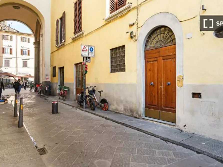 Immagine 16 di Appartamento in affitto  in Via di S. Pier Maggiore a Firenze