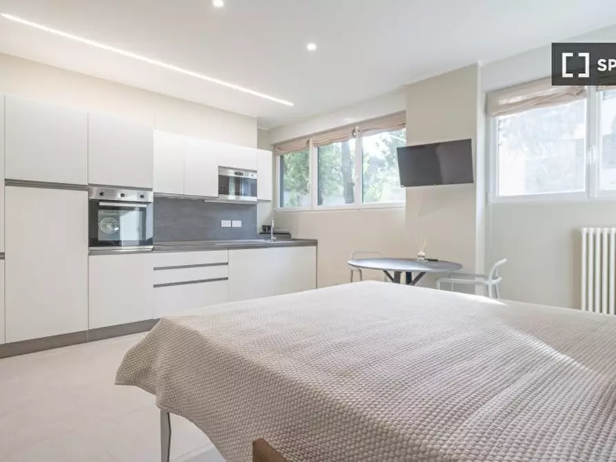 Immagine 17 di Ufficio in affitto  in Via Giovanni Battista Piranesi a Milano