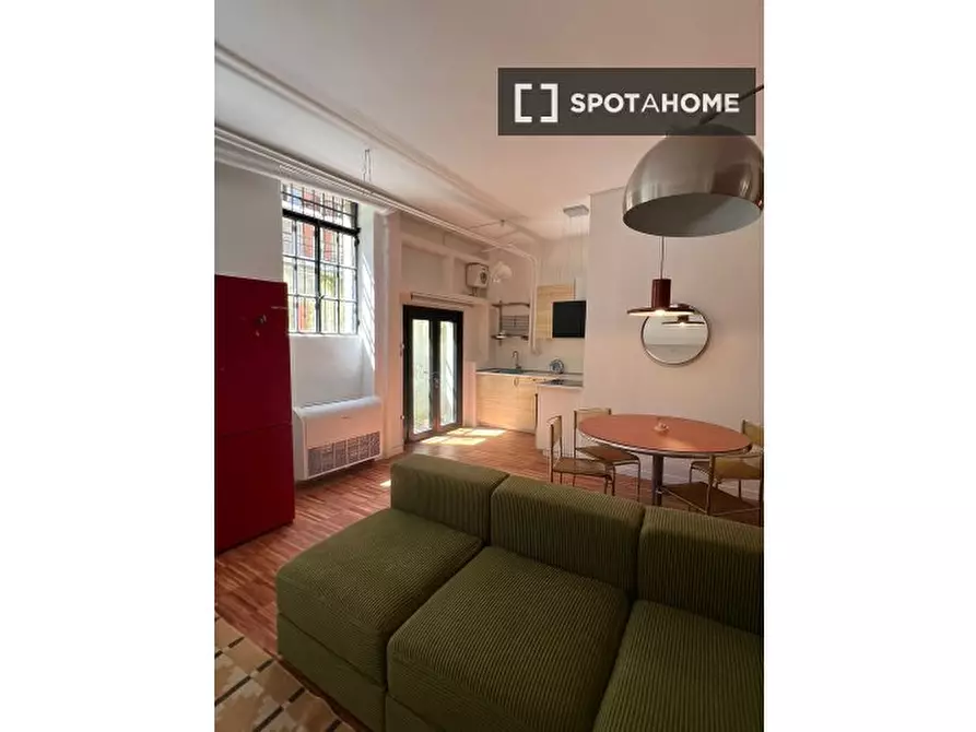 Immagine 5 di Appartamento in affitto  in Via Benaco a Milano