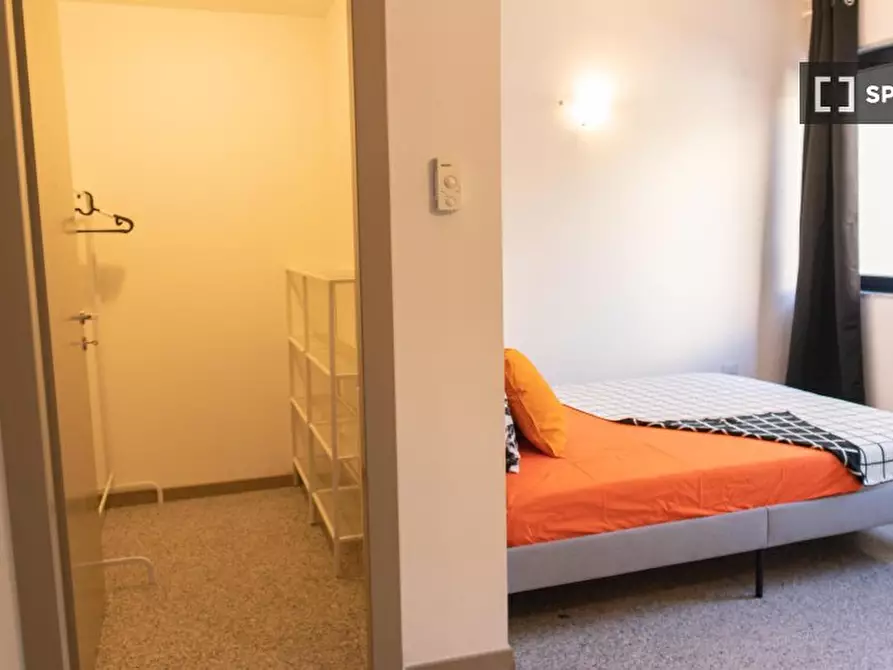 Immagine 13 di Camera condivisa in affitto  in Via Dante a Cagliari