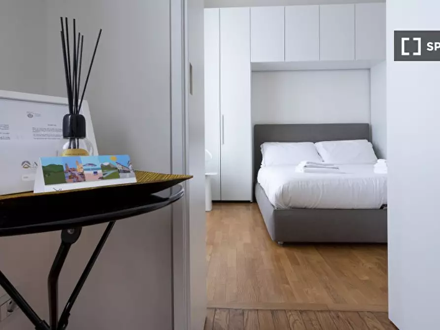 Immagine 9 di Appartamento in affitto  in Via Vincenzo Monti a Milano