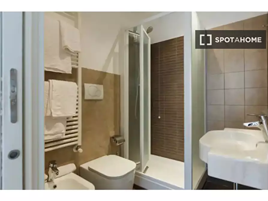 Immagine 3 di Appartamento in affitto  in Via Como a Roma