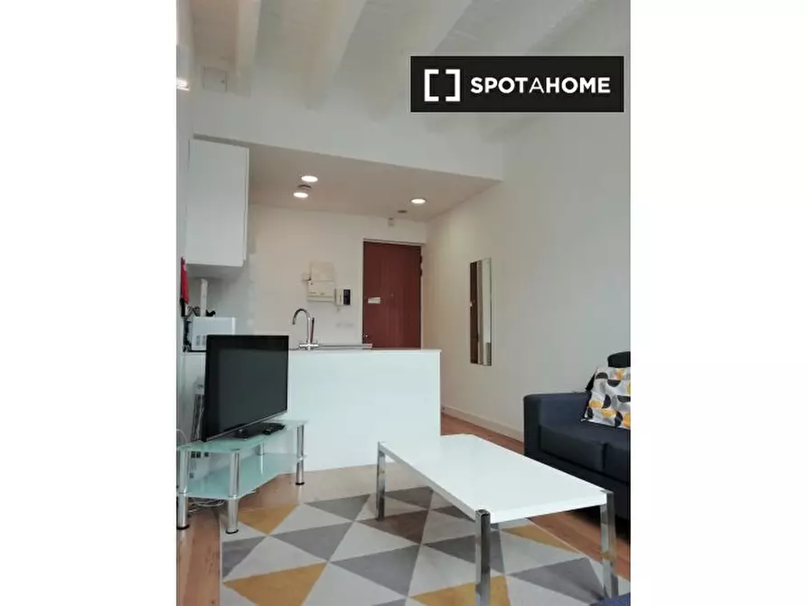 Immagine 2 di Appartamento in affitto  in Leather Ln a Islington