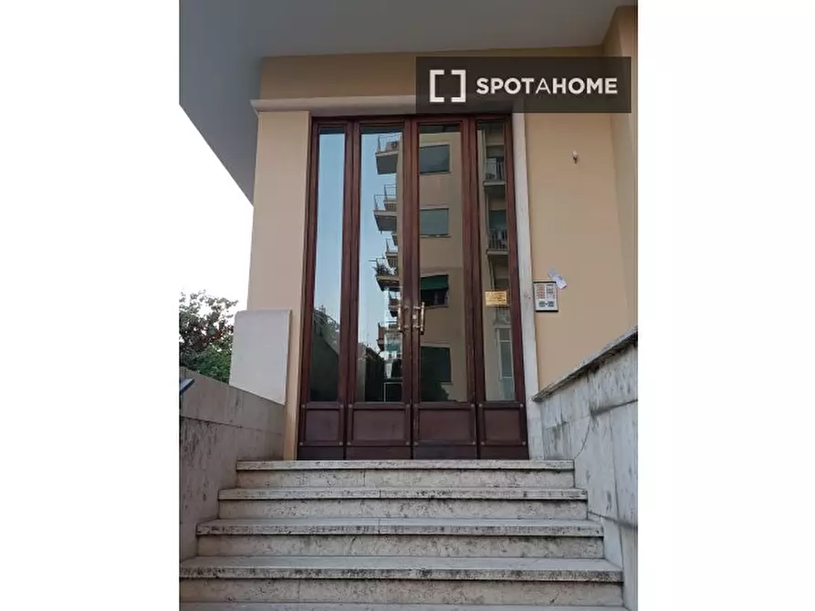 Immagine 6 di Appartamento in affitto  in Via Gallia a Roma