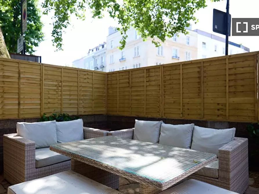 Immagine 4 di Appartamento in affitto  in Talbot Road a Paddington