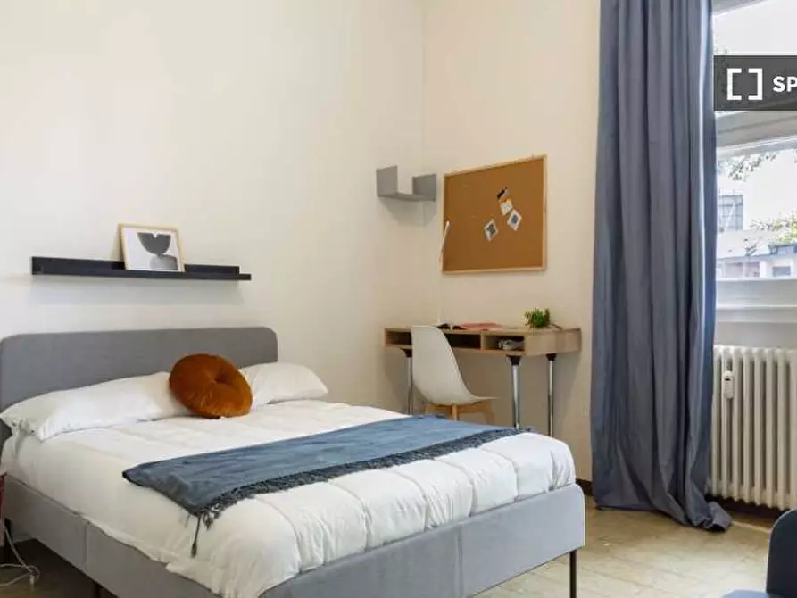 Immagine 17 di Camera condivisa in affitto  in Viale Renato Serra a Milano