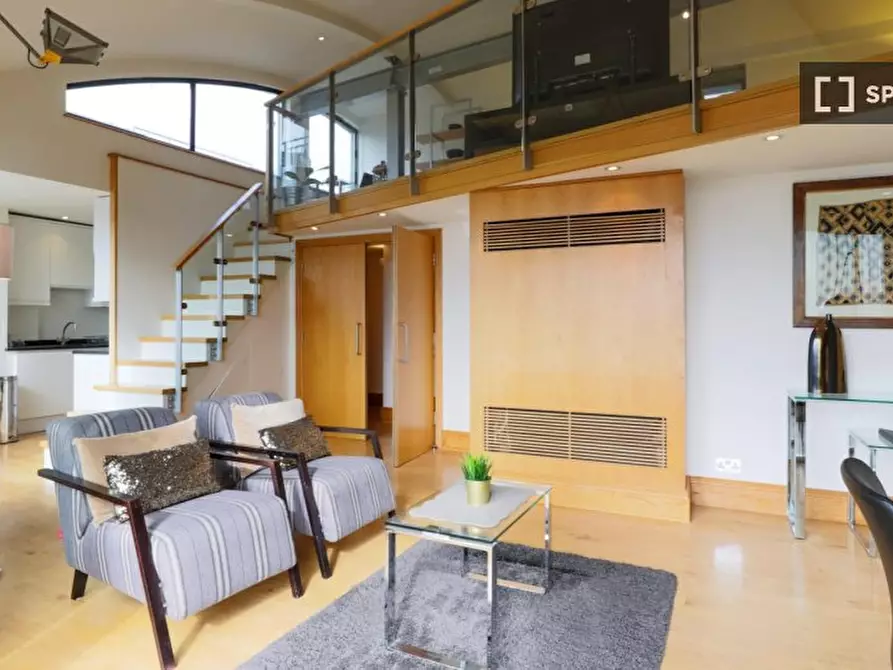 Immagine 8 di Appartamento in affitto  in Monument St a 