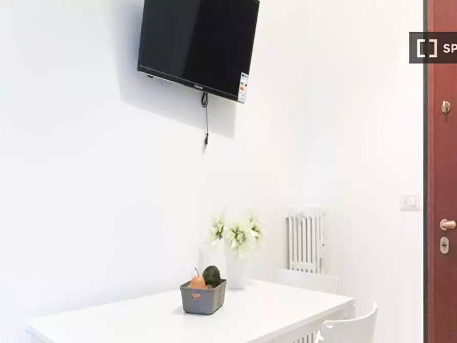 Immagine 10 di Camera condivisa in affitto  in Via Ariberto a Milano