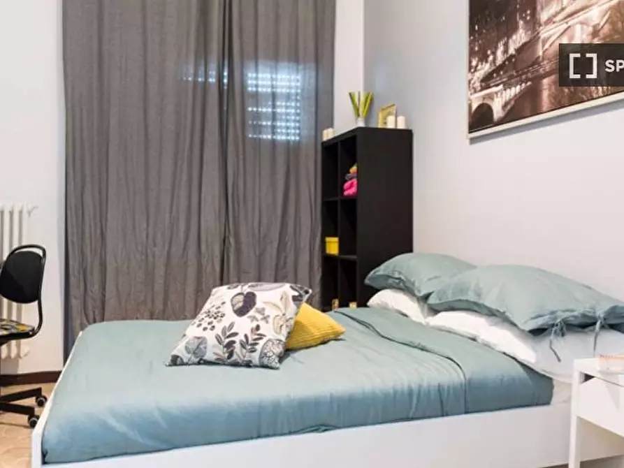 Immagine 1 di Camera condivisa in affitto  in Via Delle Betulle Milan a Monza