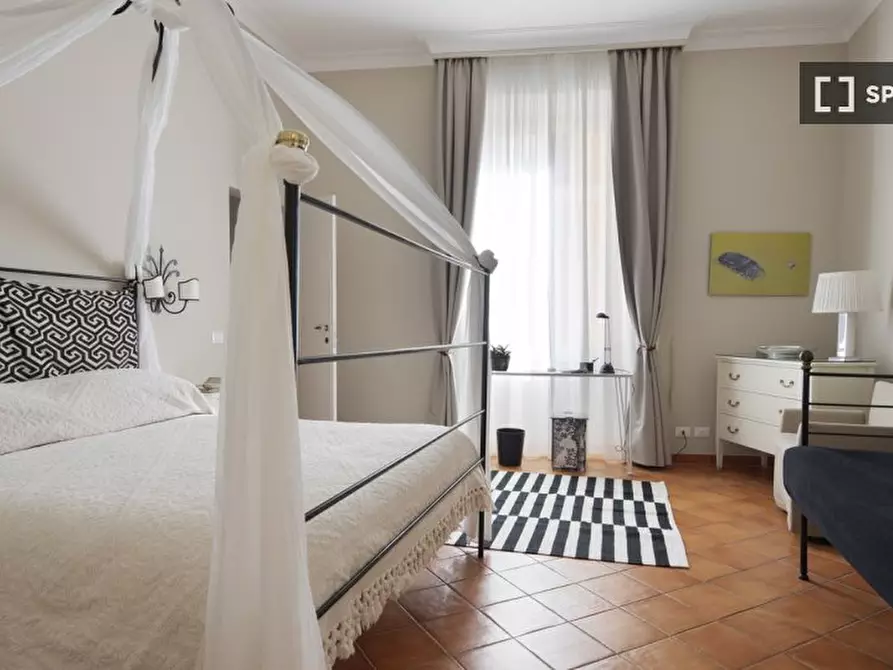 Immagine 1 di Appartamento in affitto  in Via Cavour a Roma