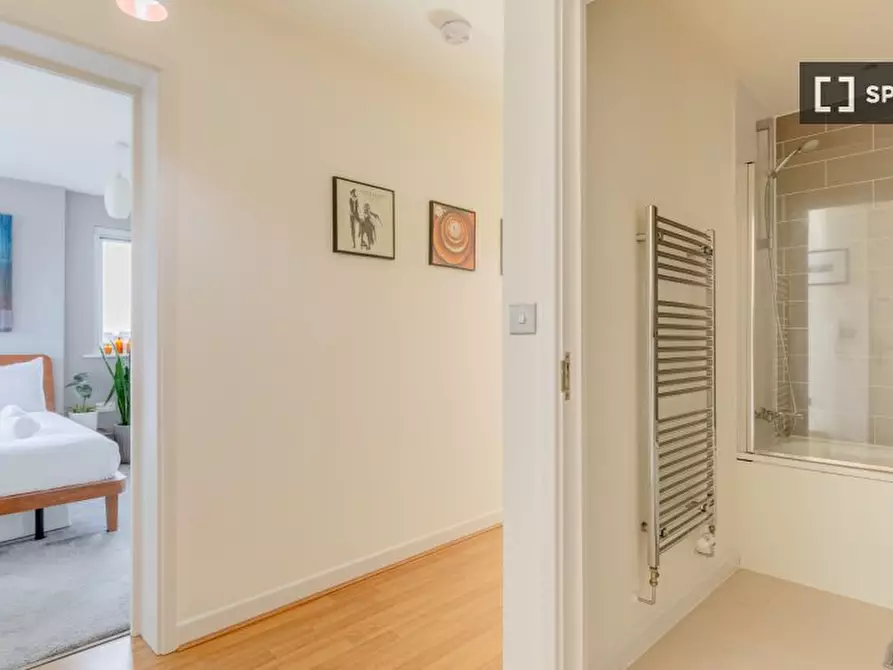 Immagine 17 di Appartamento in affitto  in flat a Poplar