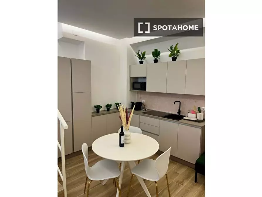 Immagine 3 di Appartamento in affitto  in Via dei Grimani a Milano