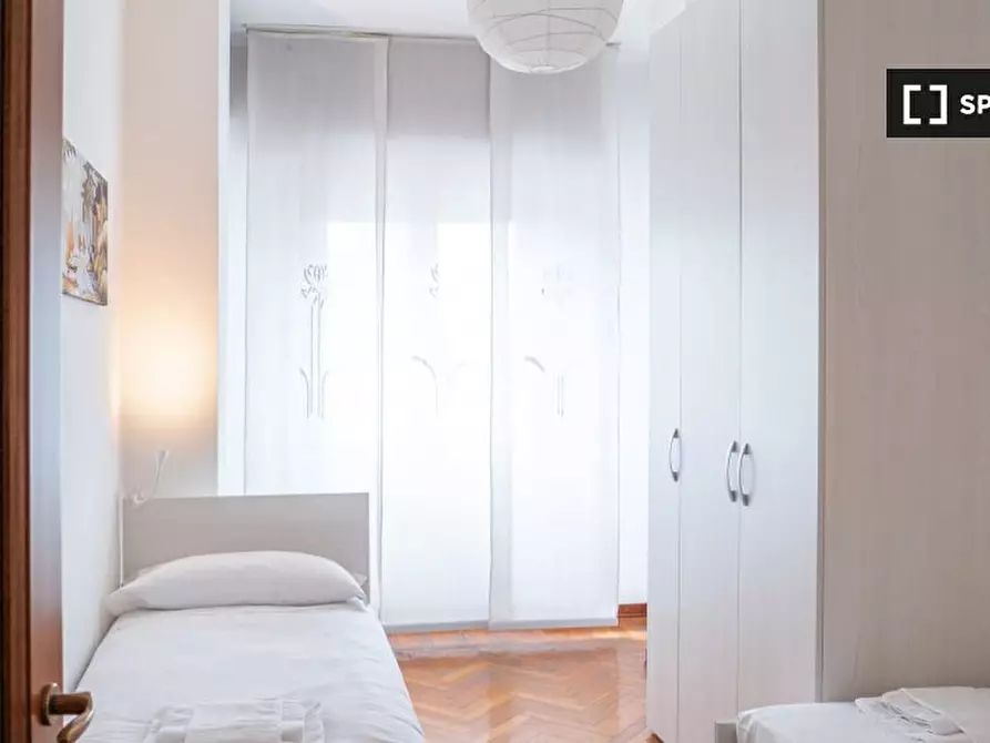 Immagine 7 di Appartamento in affitto  in Via Valassina a Milano
