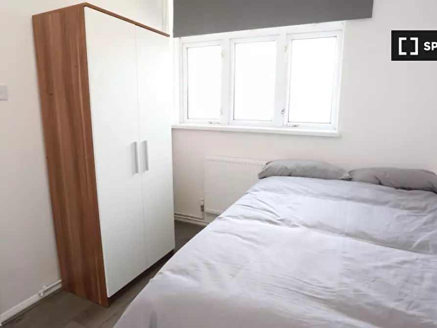 Immagine 6 di Camera condivisa in affitto  in Morant Street a Poplar