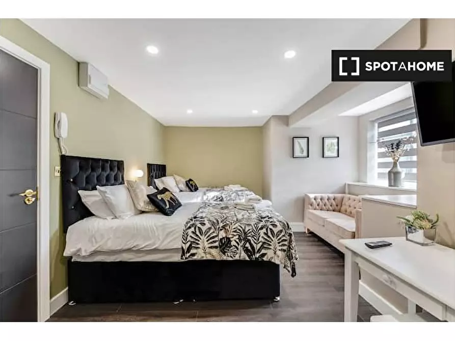 Immagine 6 di Ufficio in affitto  in Flat 25 High Rd a Tottenham