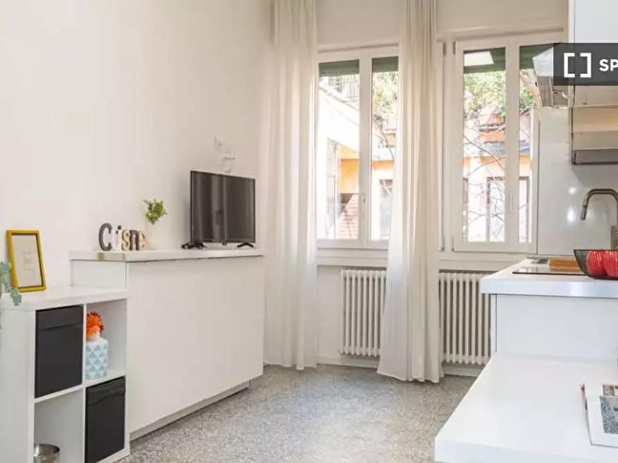 Immagine 18 di Camera condivisa in affitto  in Corso Magenta a Milano