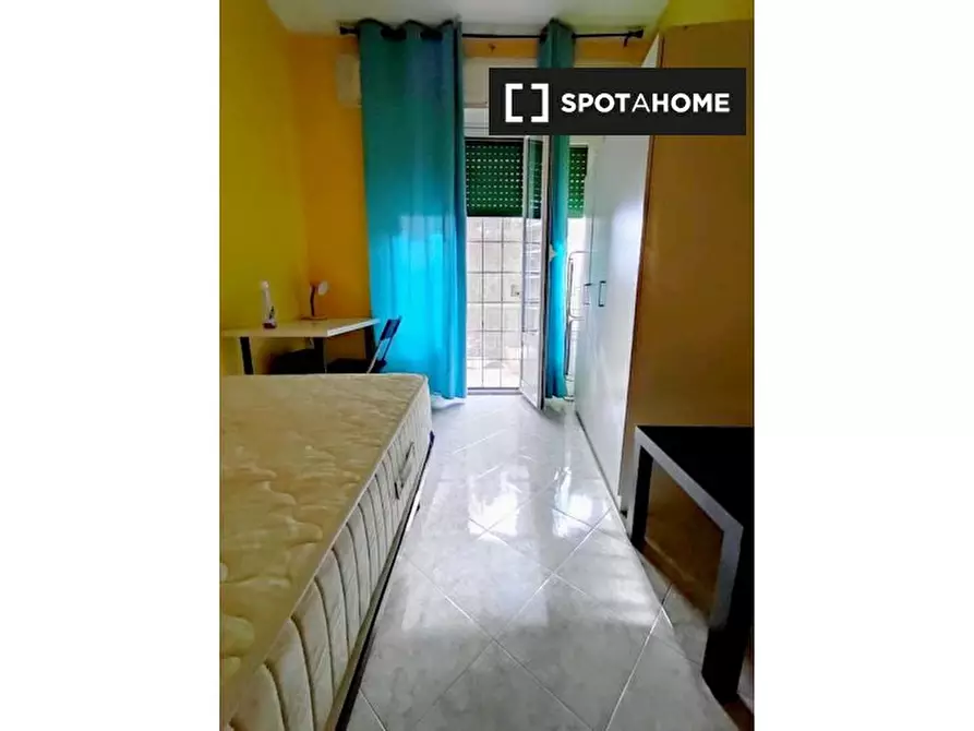 Immagine 3 di Camera condivisa in affitto  in Via Giulio Aristide Sartorio, 00147 Roma RM, Italy a Roma