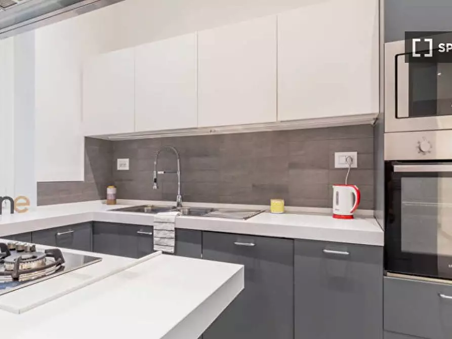 Immagine 1 di Camera condivisa in affitto  in Viale Montenero a Milano