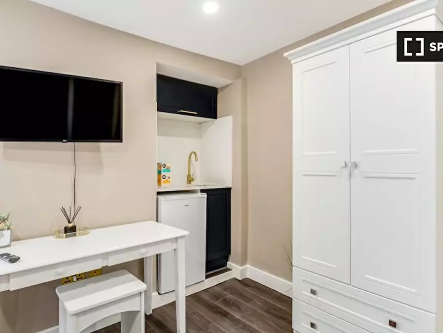 Immagine 14 di Ufficio in affitto  in Flat 25 High Rd a Tottenham