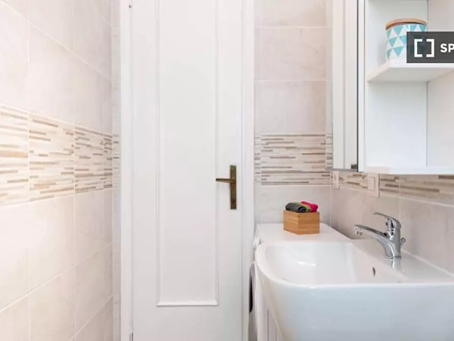 Immagine 13 di Camera condivisa in affitto  in Via Ferrante Aporti a Milano