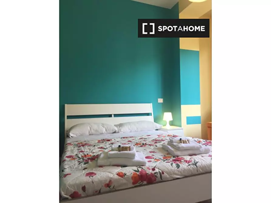 Immagine 3 di Camera condivisa in affitto  in Via Monte Cristallo a Roma