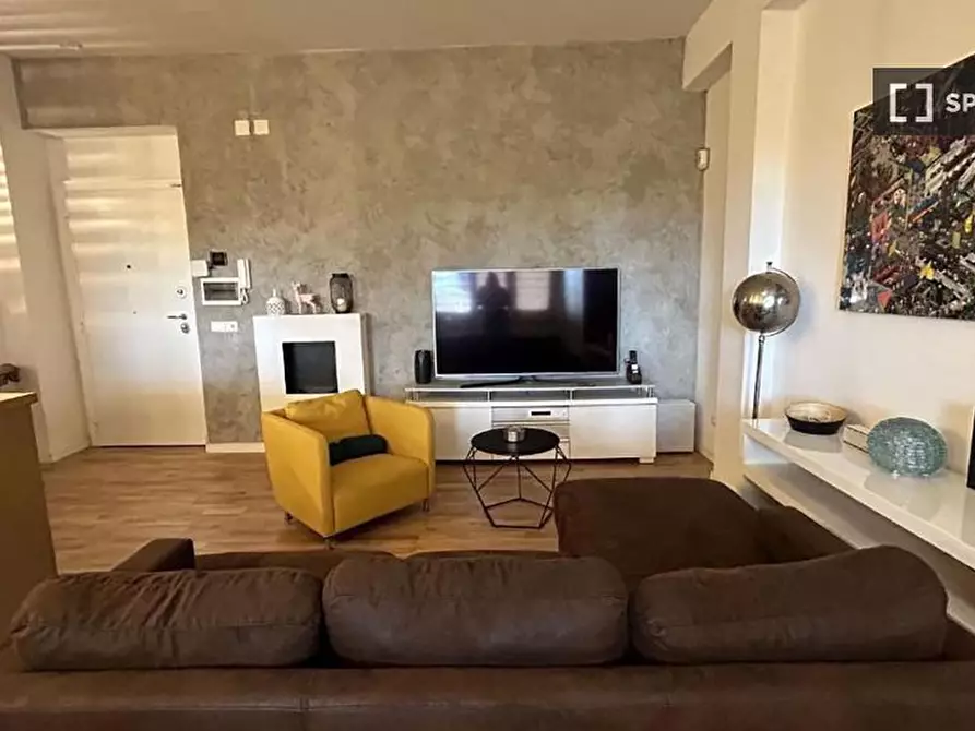 Immagine 18 di Appartamento in affitto  in Via Novacella a Roma