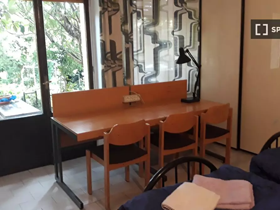 Immagine 3 di Camera condivisa in affitto  in Via Giacomo di Mino a Siena