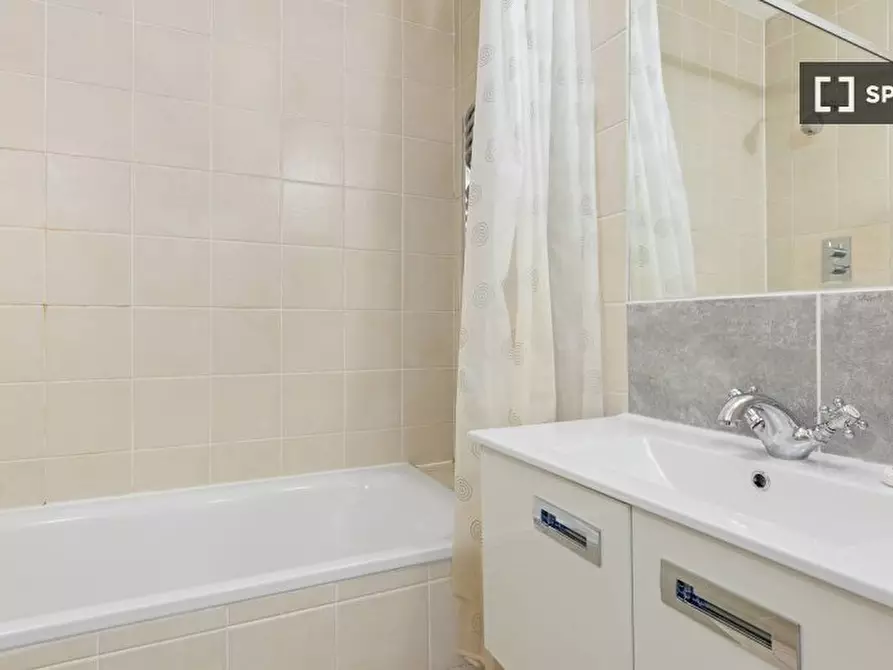 Immagine 10 di Appartamento in affitto  in Penywern Rd a Kensington