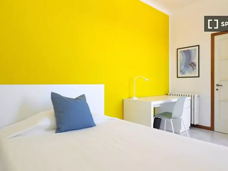 Immagine 4 di Camera condivisa in affitto  in Via Vigevano a Milano