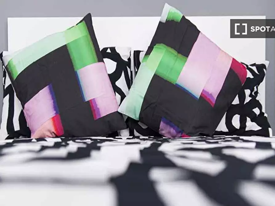 Immagine 3 di Camera condivisa in affitto  in Via Risorgimento Milan a Sesto San Giovanni