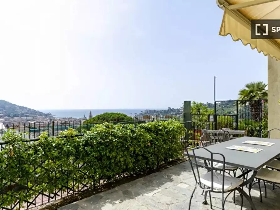 Immagine 2 di Appartamento in affitto  in Via S. Damiano a Rapallo