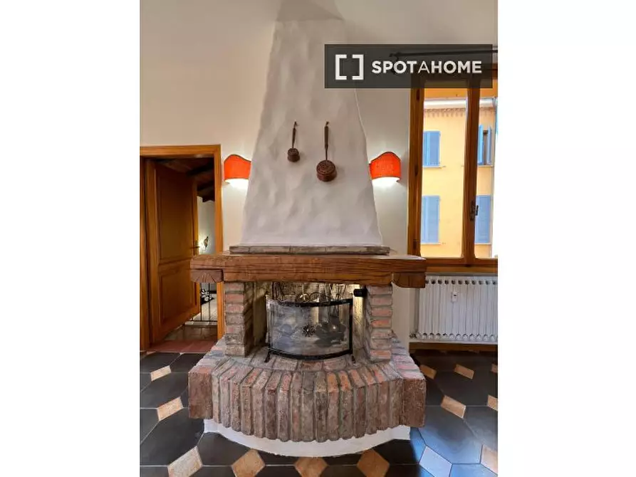 Immagine 4 di Ufficio in affitto  in Via Piella a Bologna