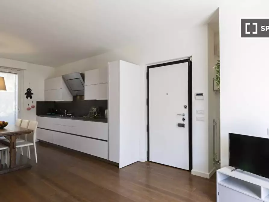 Immagine 12 di Appartamento in affitto  in Via Edolo a Milano