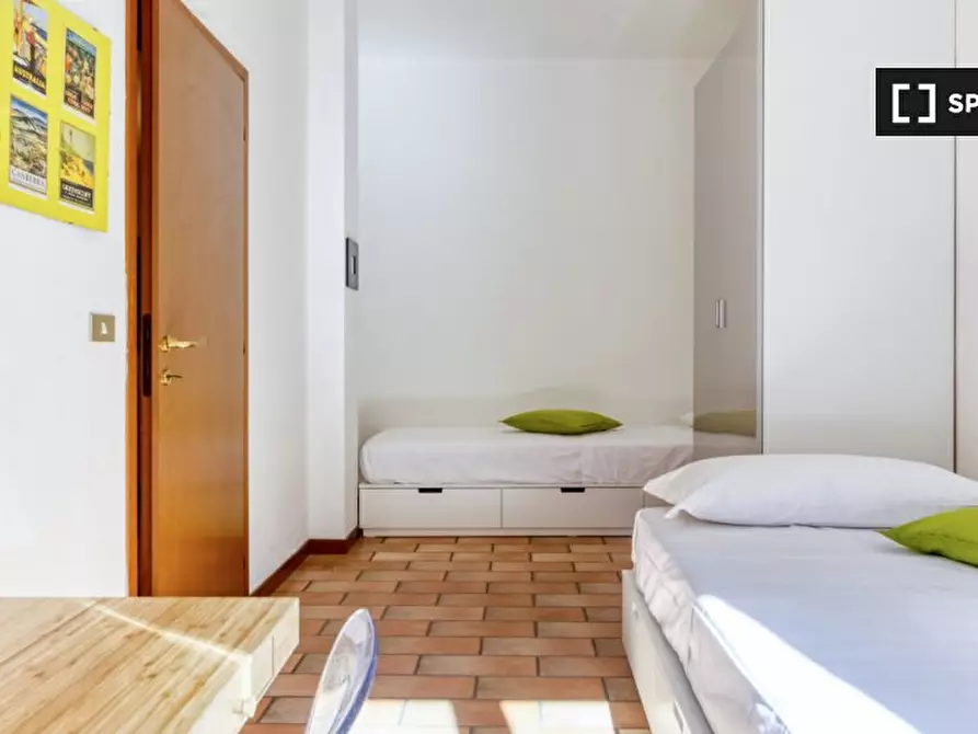 Immagine 10 di Appartamento in affitto  in Via Castiglione a Bologna