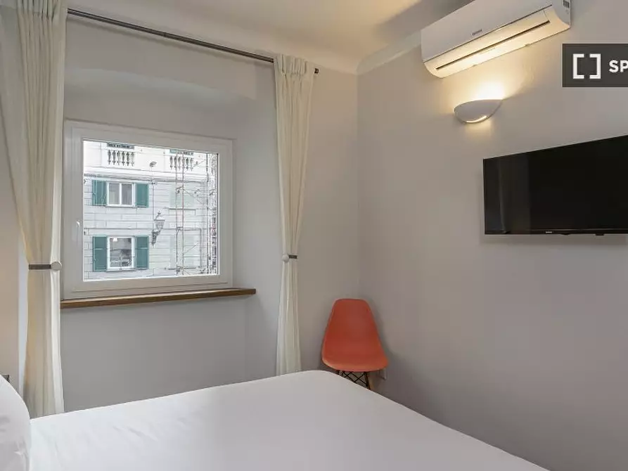 Immagine 19 di Ufficio in affitto  in Piazza della Raibetta a Genova