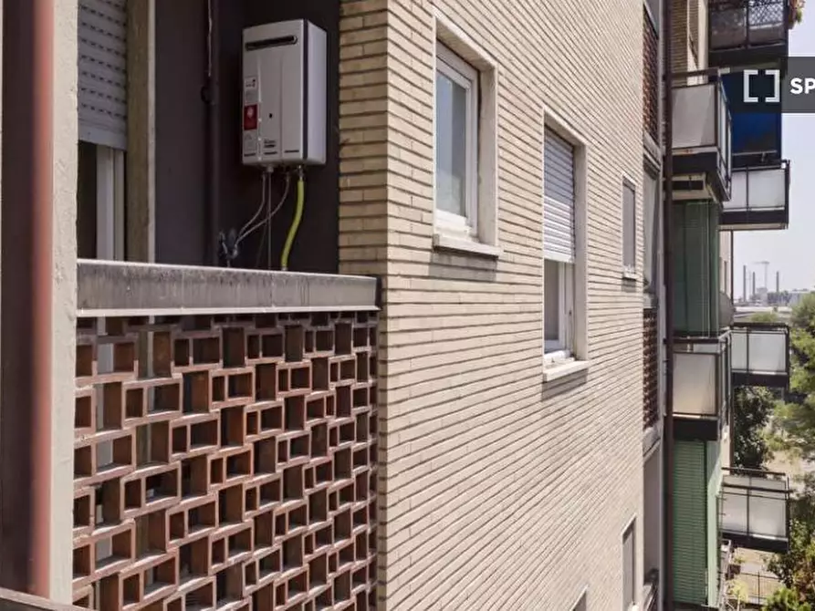 Immagine 18 di Camera condivisa in affitto  in Via Dei Mandorli Milan a Buccinasco