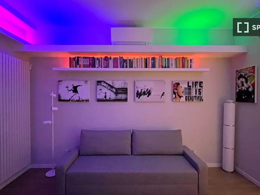 Immagine 5 di Appartamento in affitto  in Via Antonio Salieri a Milano