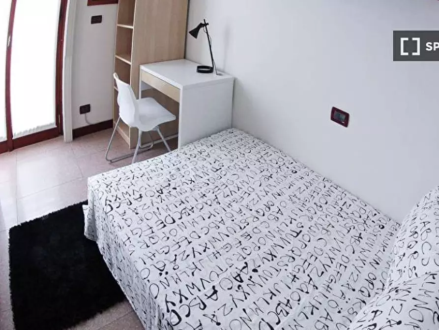 Immagine 10 di Camera condivisa in affitto  in Via Angelo de Vincenti a Milano