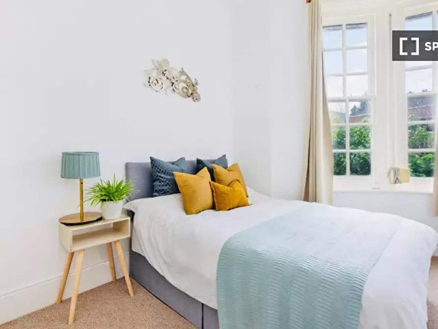Immagine 19 di Appartamento in affitto  in Finchley Rd a Camden Town