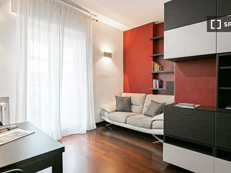 Immagine 1 di Appartamento in affitto  in Via Zuretti a Milano