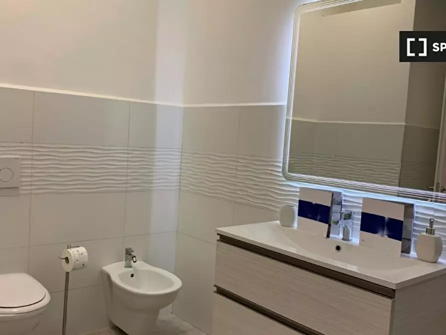 Immagine 10 di Ufficio in affitto  in Via S. Luca a Genova