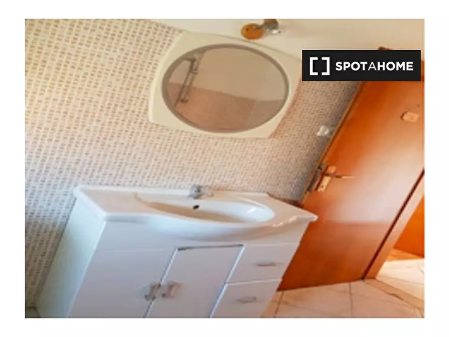 Immagine 6 di Camera condivisa in affitto  in Via Alcide Degasperi a Trento