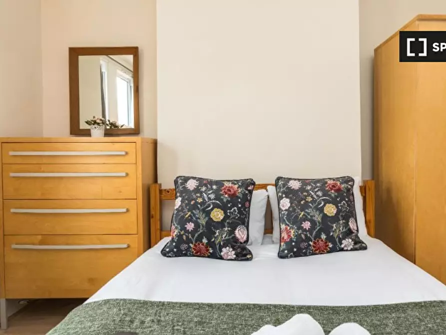 Immagine 6 di Appartamento in affitto  in (first floor flat) Westville Road a Hammersmith